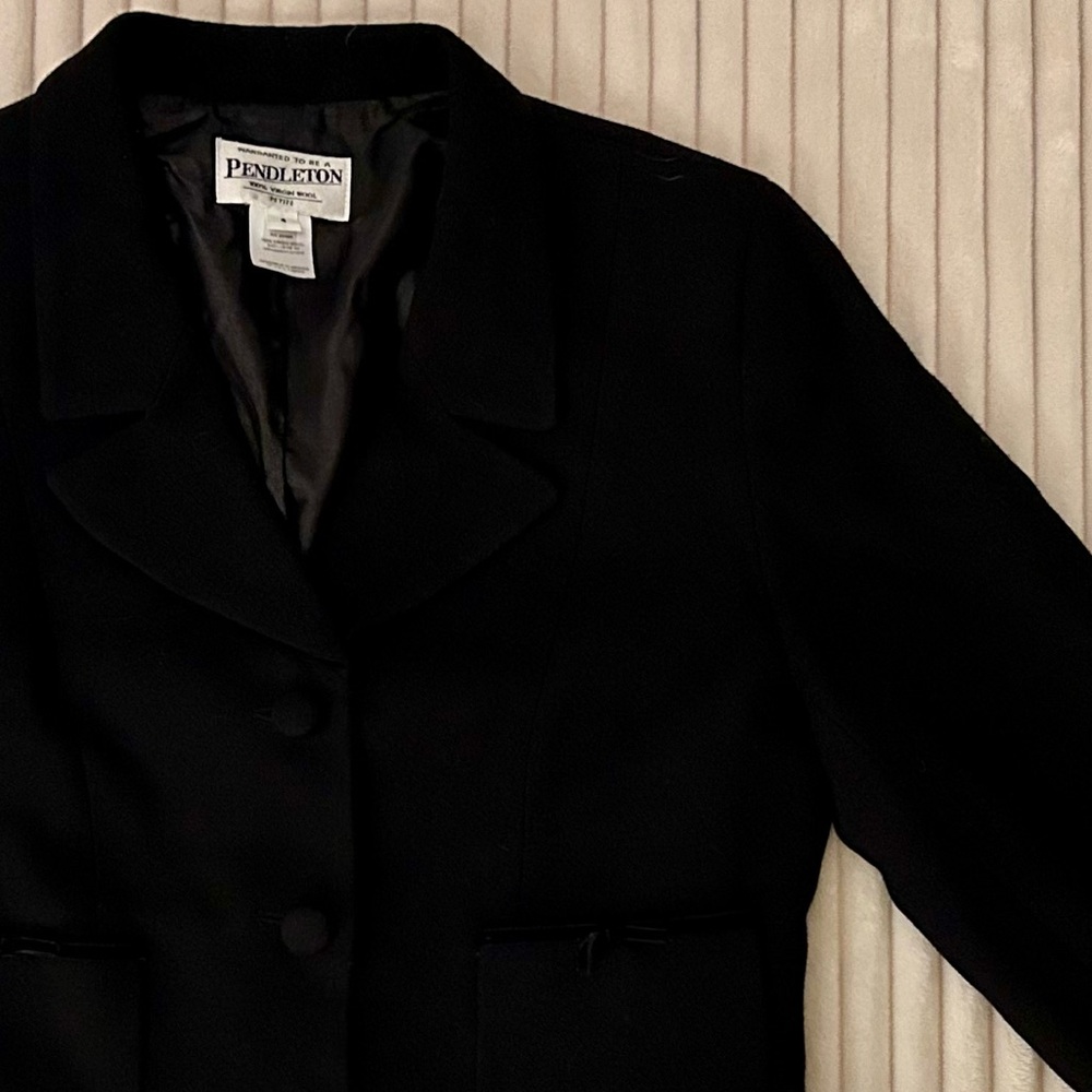 Vintage Pendleton Cropped Black Jacket